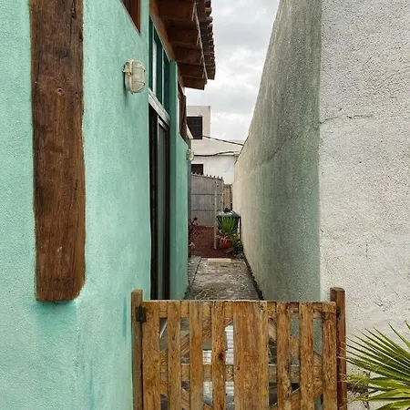Nyaraló La Casita Azul Caleta de Interián