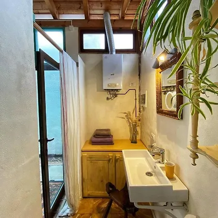 La Casita Azul * Caleta de Interián