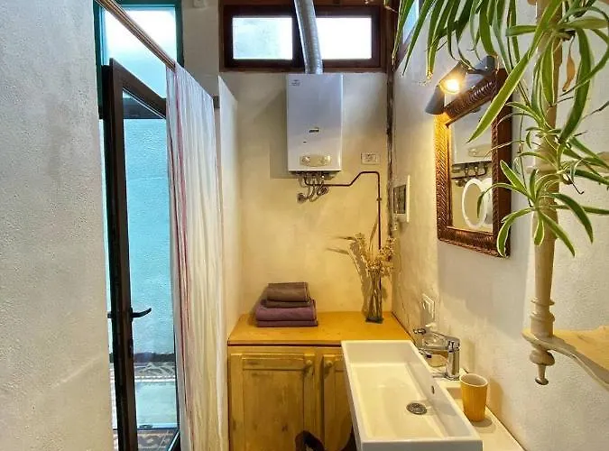 La Casita Azul * Caleta de Interián