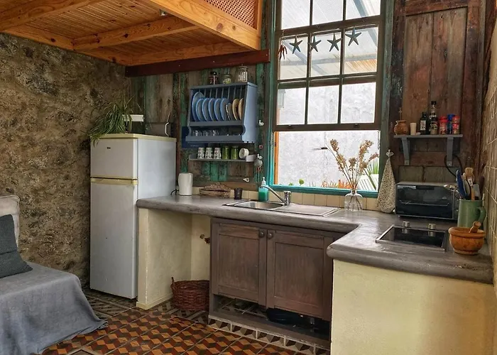 La Casita Azul * Caleta de Interián